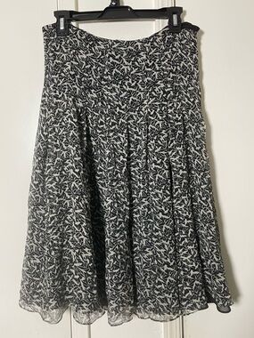 Jones New York 100% silk midi skirt